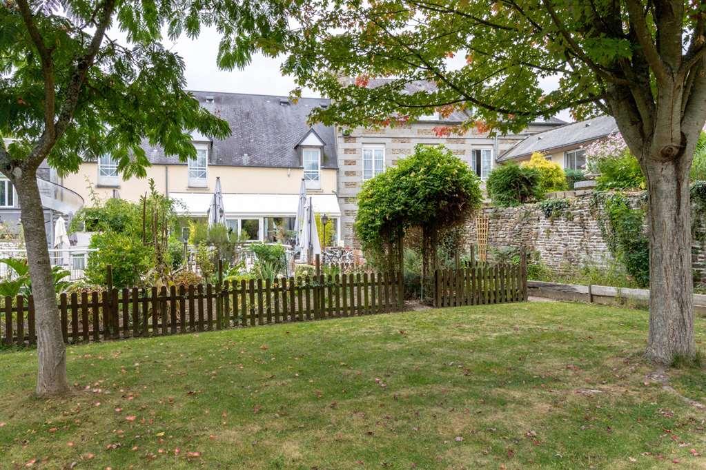 Brit Hotel Le Cygne Saint-Hilaire-du-Harcouët Kültér fotó