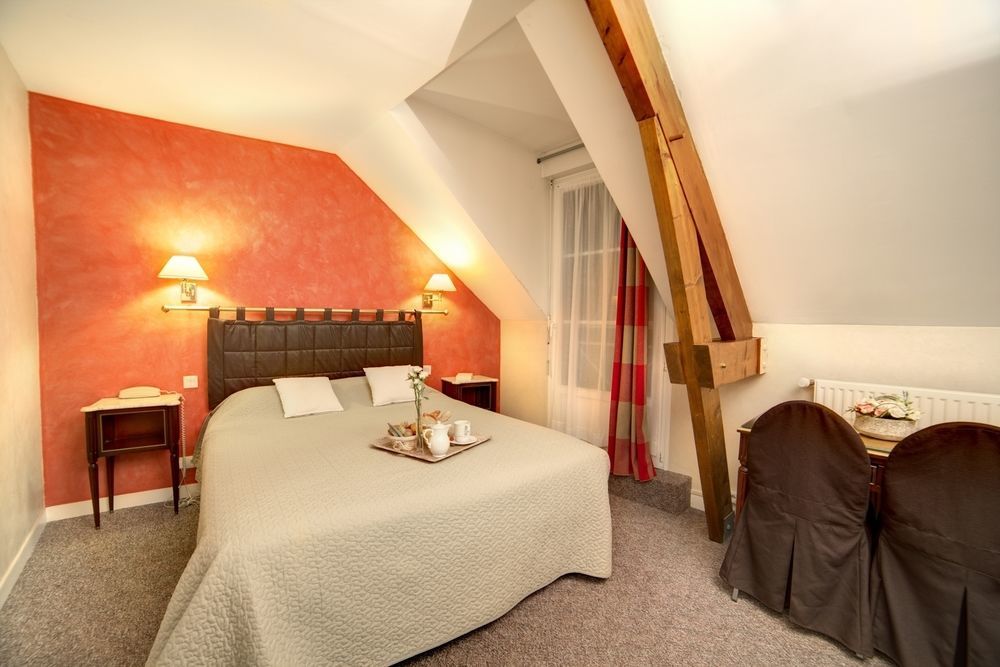 Brit Hotel Le Cygne Saint-Hilaire-du-Harcouët Kültér fotó