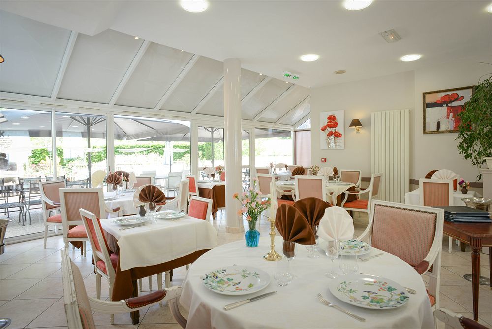 Brit Hotel Le Cygne Saint-Hilaire-du-Harcouët Kültér fotó