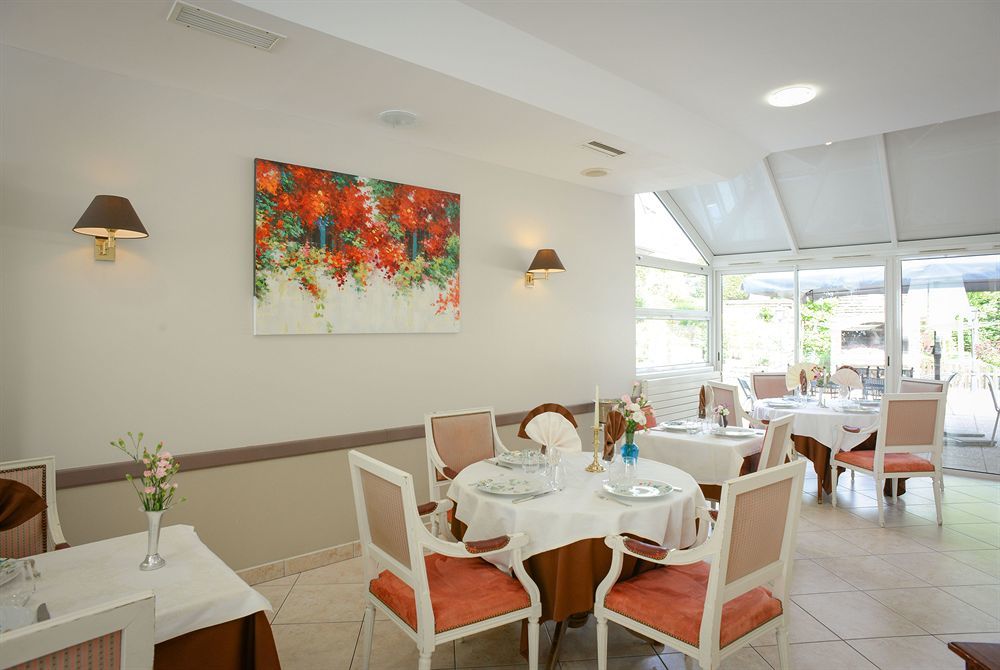 Brit Hotel Le Cygne Saint-Hilaire-du-Harcouët Kültér fotó
